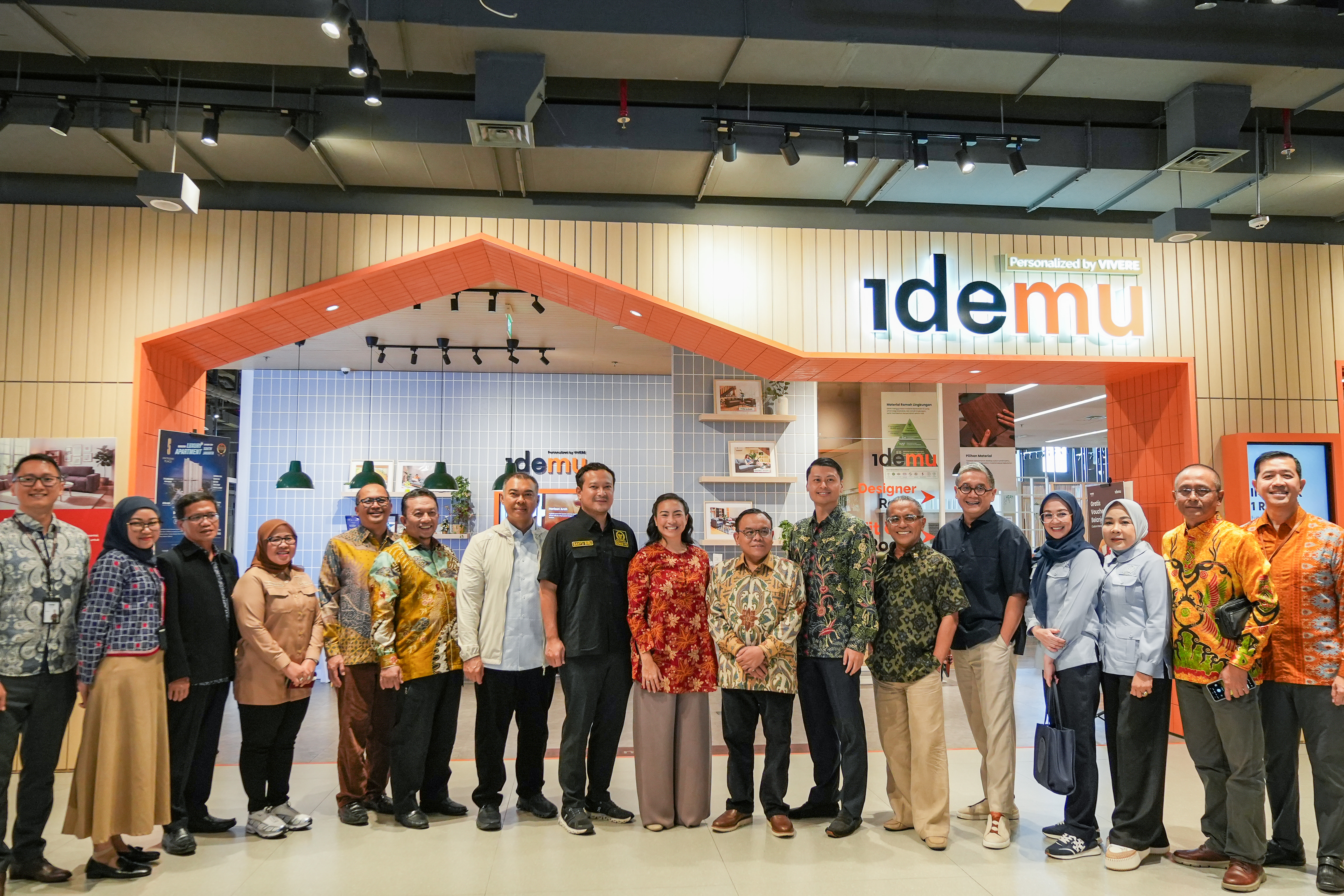 Kunjungan Komisi VII DPR RI ke Showroom VIVERE Group SOUTH 78.