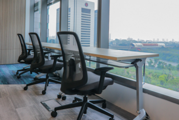 The Power of Combining Views with Comfortable Seating in the Modern Workplace